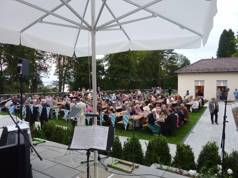 Gemeinsames Aendessen in der Akademie www.muenchenfenster.de