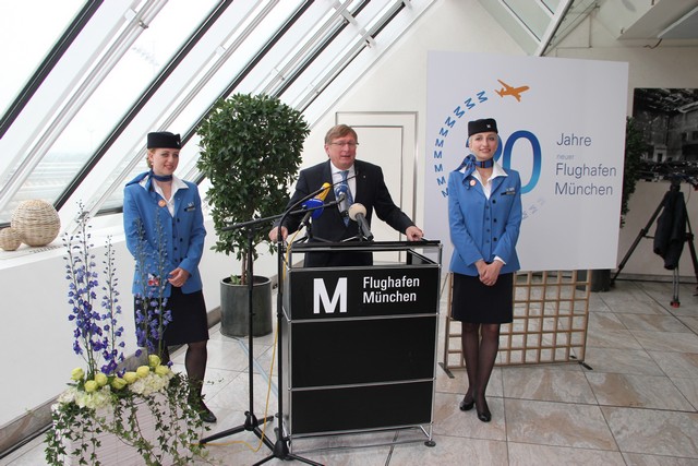 Eröffnungsrede von Geschäftsführer Dr.Michael Kerkloh zum 20 jährigen Jubiläum des Münchner Flughafens www.münchenfenster.de
