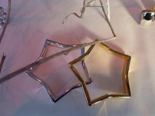 Der von Alessandra Pocher kreierte Schmuck www.muenchenfenster.de