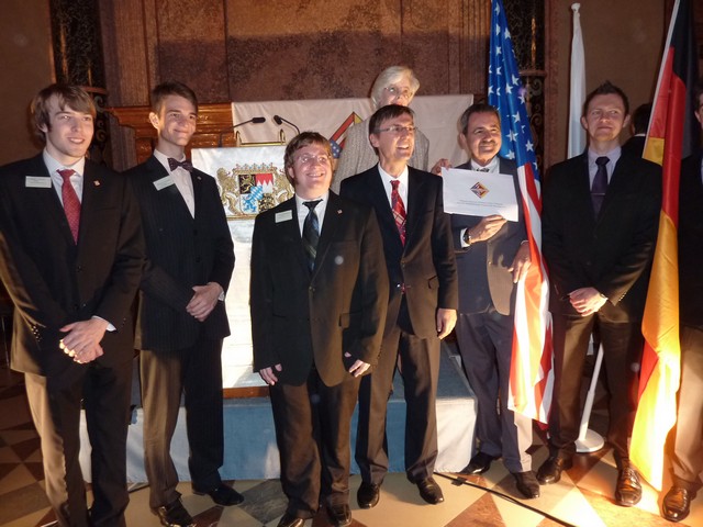 Der Empfang zum Silbertee im Kaisersaal www.muenchenfenster.de