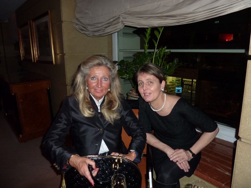 Die Gäste staunten als sie den grossen schweren Python sahen auf dem Chinesischen Neujahrsfst 2013 www.muenchenfenster.de