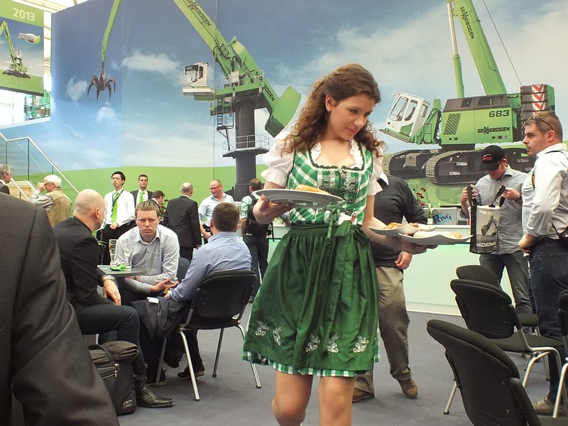 Die Firma Sennebogen ist immer für ihre kunden da www.muenchenfenster.de