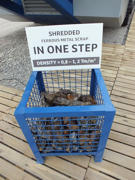 So gross ist mal ihr teuer gekauftes Auto www.muenchenfenster.de