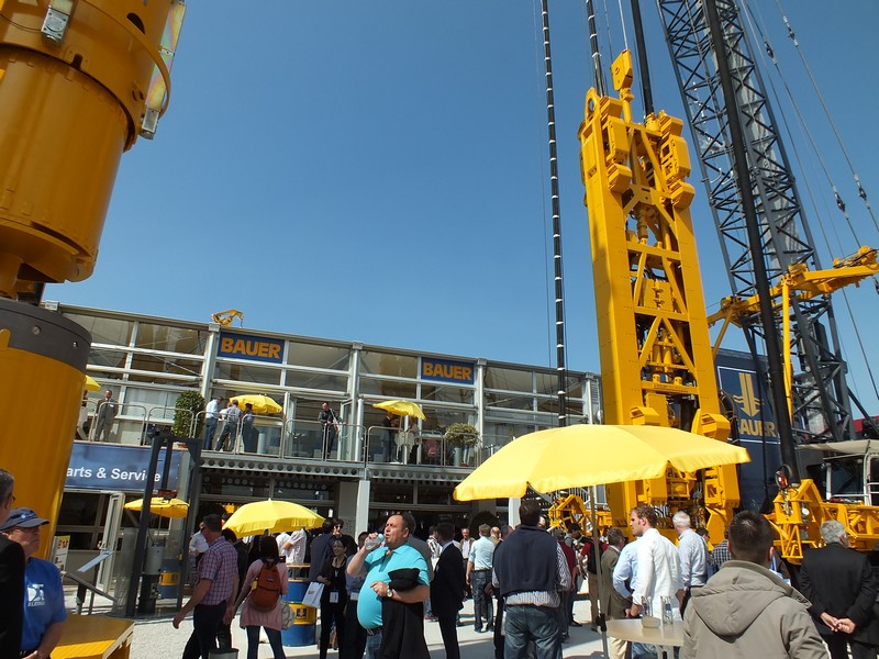 Bilder und Eindrücke der Bauma 2013 in Muenchen www.muenchenfenster.de