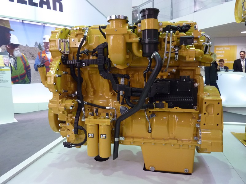 Motor für schwere Baumaschinen auf der Bauma 2013 www.muenchenfenster.de