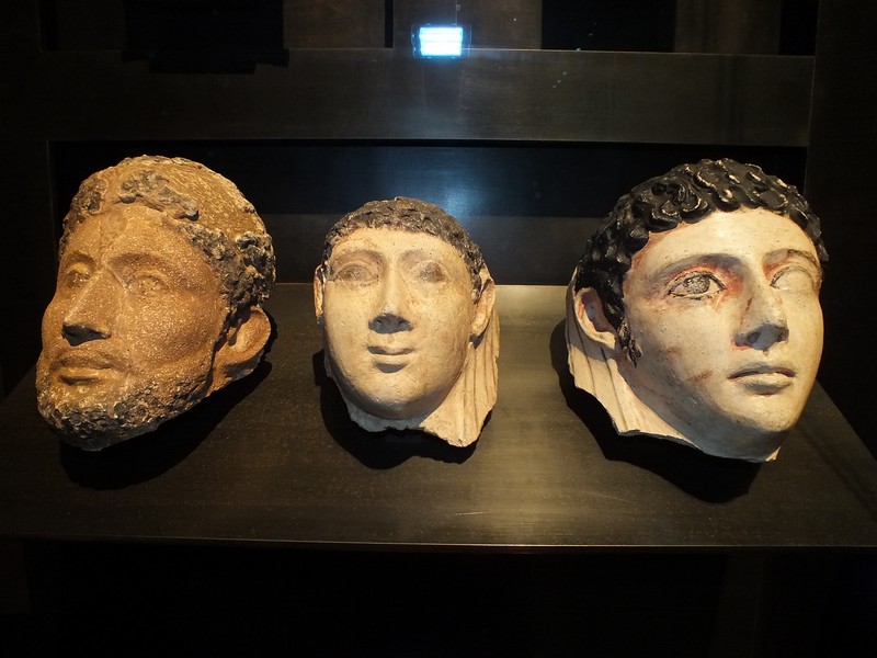 Einge tausend Jahre alte original Exponate im Museum für Ägyptische Kunst in München www.muenchenfenster.de