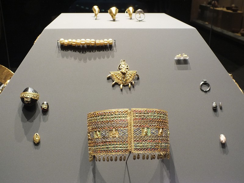 Aus dem Goldschatz der Amanishakheto www.muenchenfenster.de