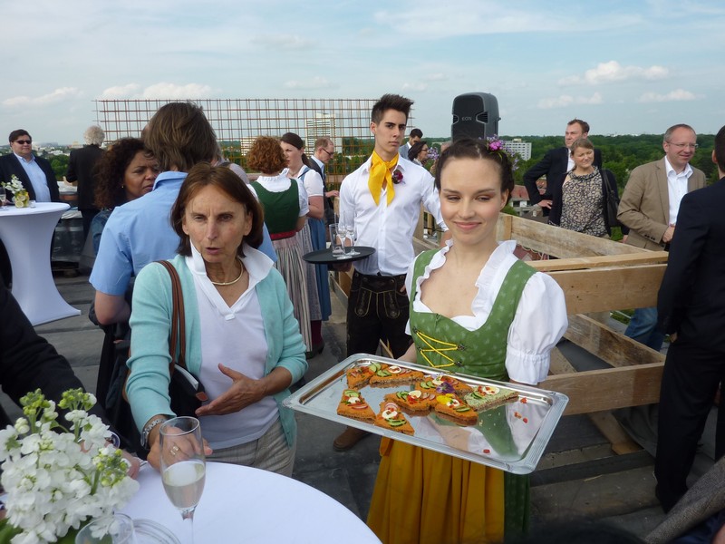 Impressionen vom Richtfest auf dem neu gestalteten Hochbunker www.muenchenfenster.de