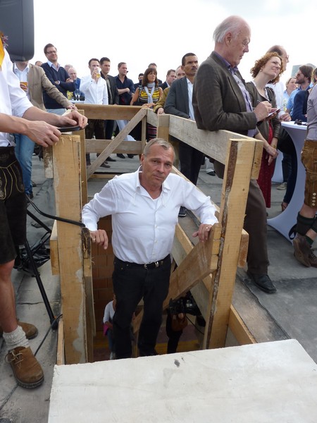Impressionen vom Richtfest auf dem neu gestalteten Hochbunker www.muenchenfenster.de