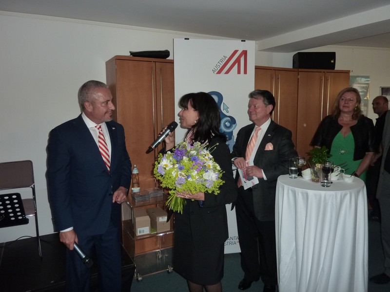 Empang der Aussenhandeslwirtschaftskammer Österreich www.muenchenfenster.de