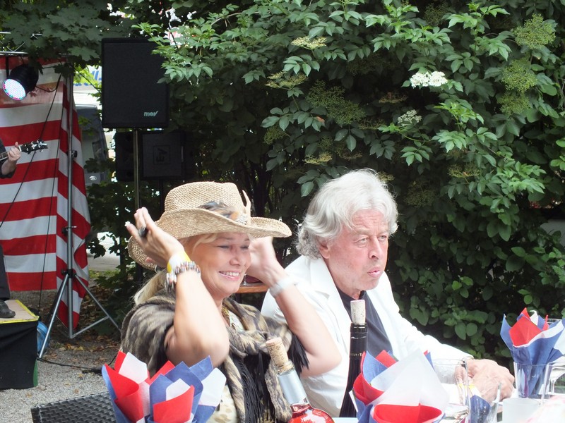 Abi Ofarims Charity-Night 2013 im Cube zu Gunsten "Kinder von gestern" www.muenchenfenster.de