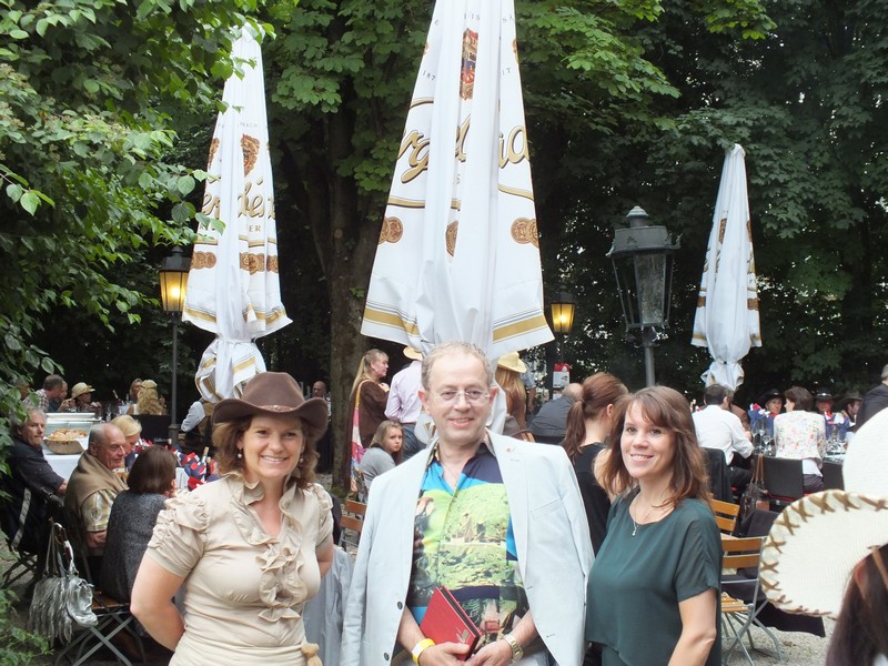 Abi Ofarims Charity-Night 2013 im Cube zu Gunsten "Kinder von gestern" www.muenchenfenster.de