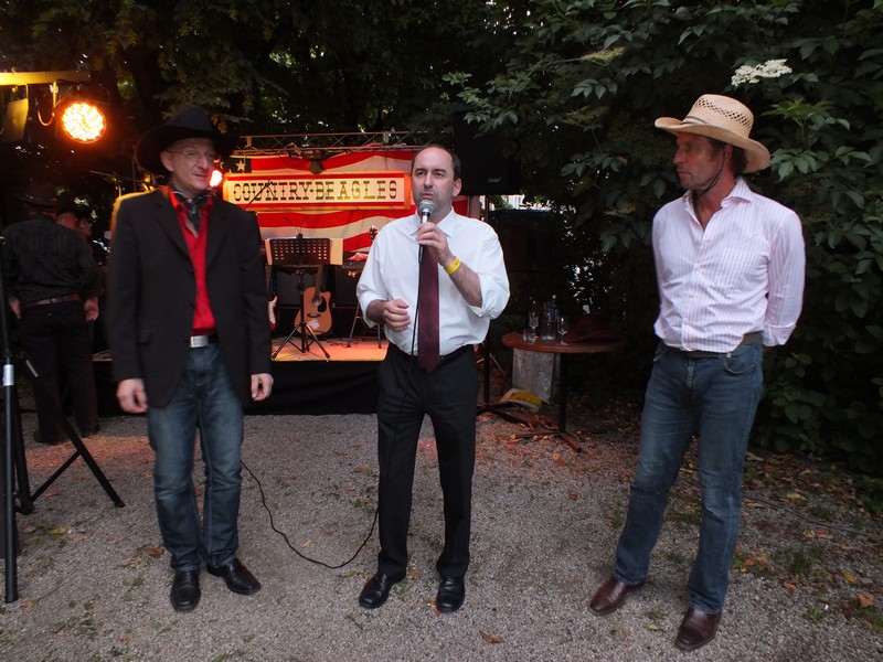 Abi Ofarims Charity-Night 2013 im Cube zu Gunsten "Kinder von gestern" www.muenchenfenster.de