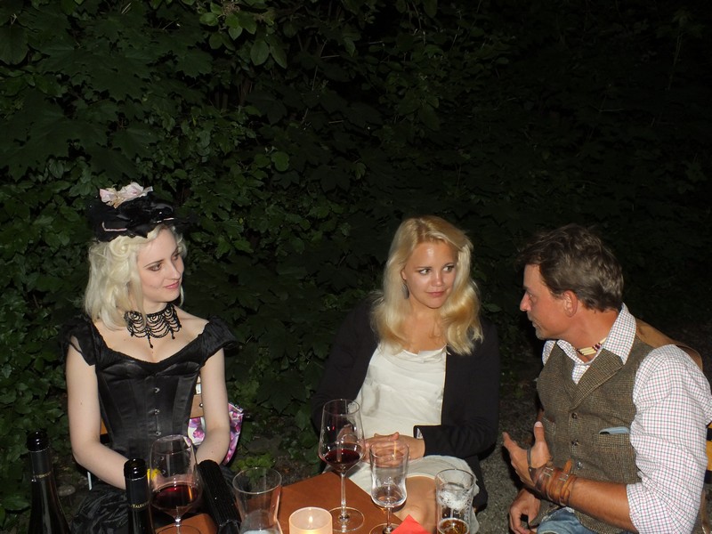 Abi Ofarims Charity-Night 2013 im Cube zu Gunsten "Kinder von gestern" www.muenchenfenster.de