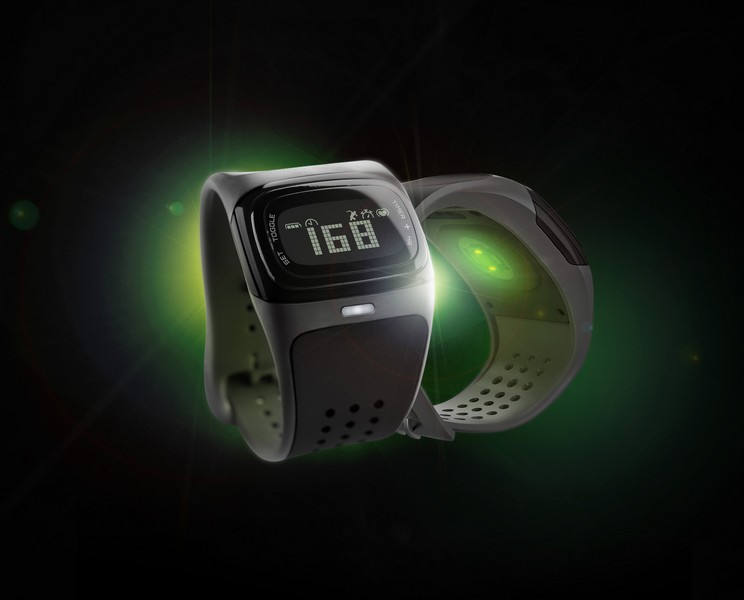 Uhr mit neuartigem Puslmesser Medisana_MIOAlpha_Sensor