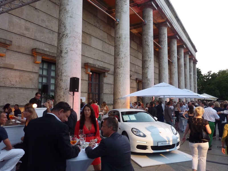 Sommerfest 2013 Porsche Panamera in München www.muenchenfenster.de