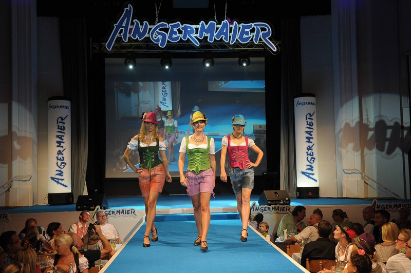 Angermaier Trachten Nacht 2013 im Löwenbräukeller