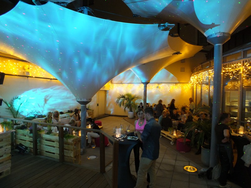 Neue Eventlocation auf dem Dach des Hauses Kustermann über dem Viktualienmarkt www.muenchenfenster.de