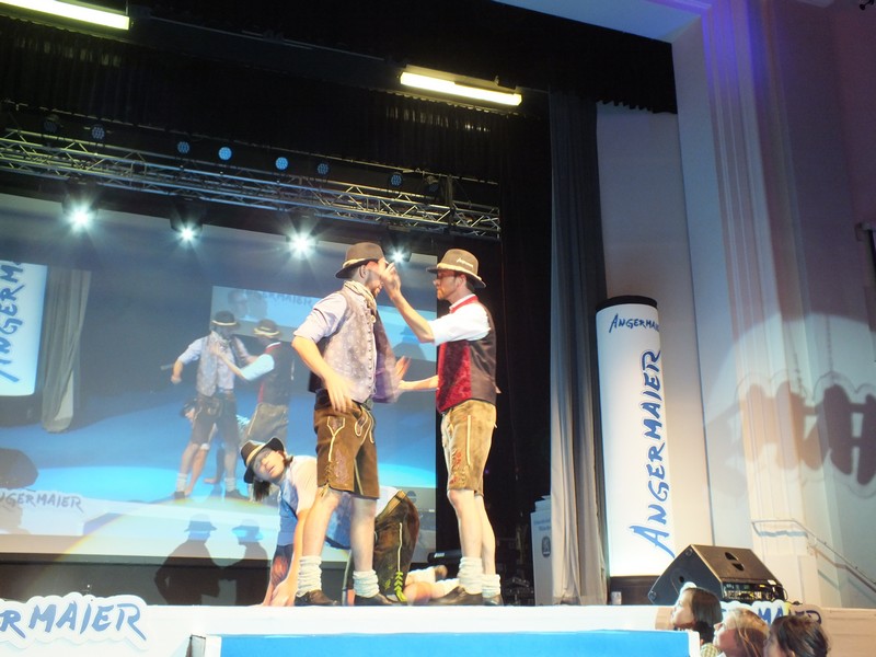 Angermaiers Trachten Nacht 2013 im Löwenbräukeller www.muenchenfenster.de