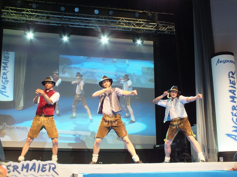 Angermaiers Trachten Nacht 2013 im Löwenbräukeller www.muenchenfenster.de