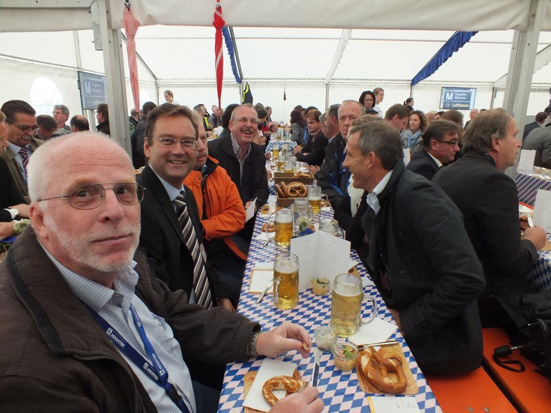 Eindrücke zum Richtfest 2013 des Sateltenterminals www.muenchenfenster.de