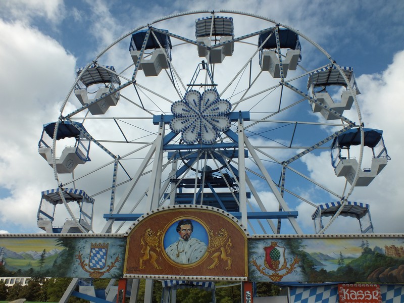 Bilder noch vor der Eröffnung der Wiesn 2013 www.muenchenfenster.de