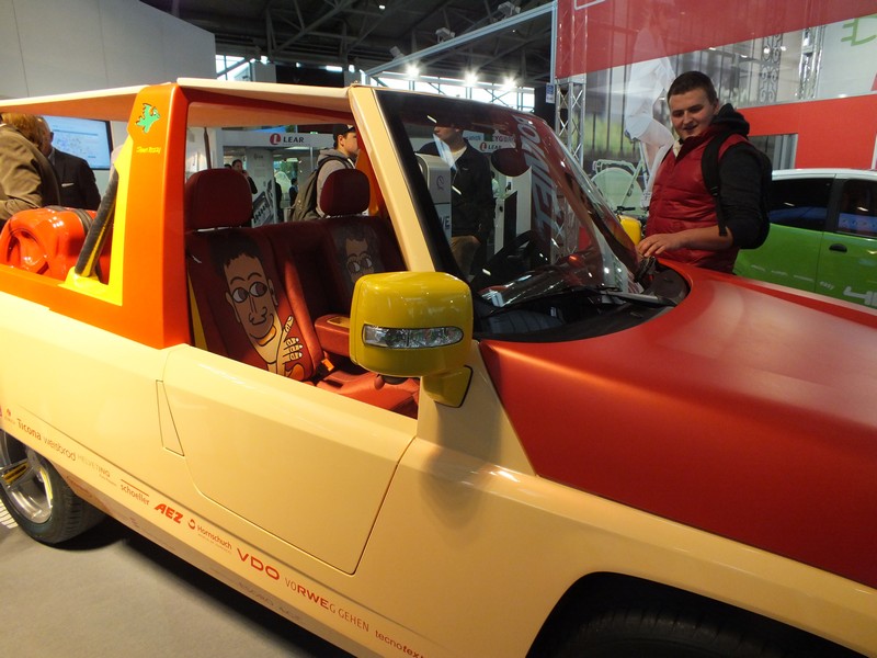 Ein praktisches E Car auf der e CarTec 2013 von RWE www.muenchenfenster.de