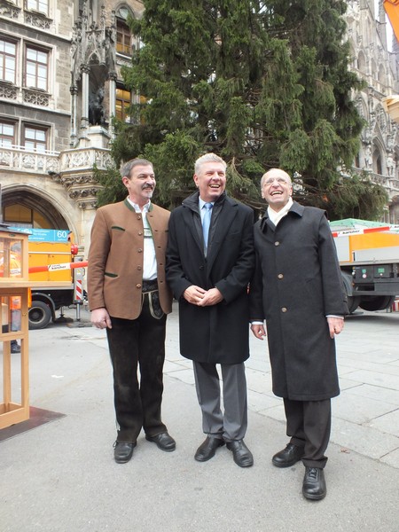 von links Anton Grand, Dieter Reitrer ,Gerald Tretter www.muenchenfenster.de