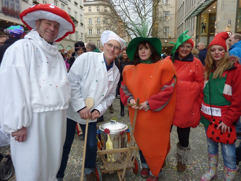 Faschingstreiben 2014 in der Münchner Innenstadt www.muenchenfenster.de
