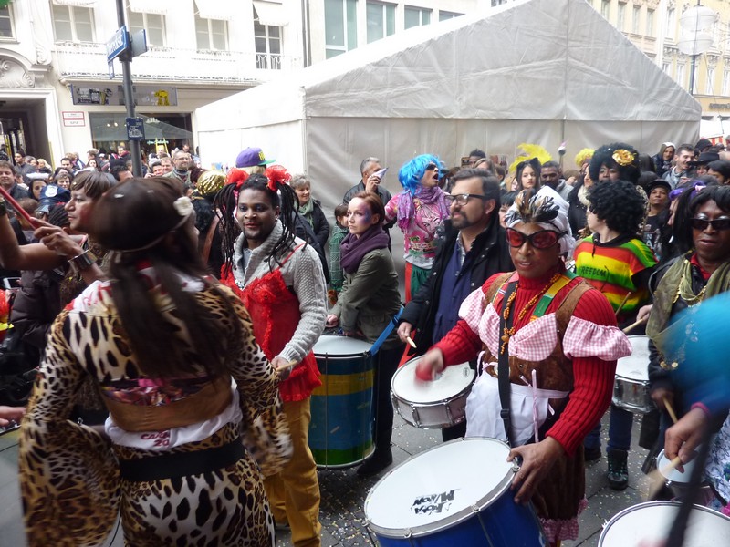 Faschingstreiben 2014 in der Münchner Innenstadt www.muenchenfnester.de