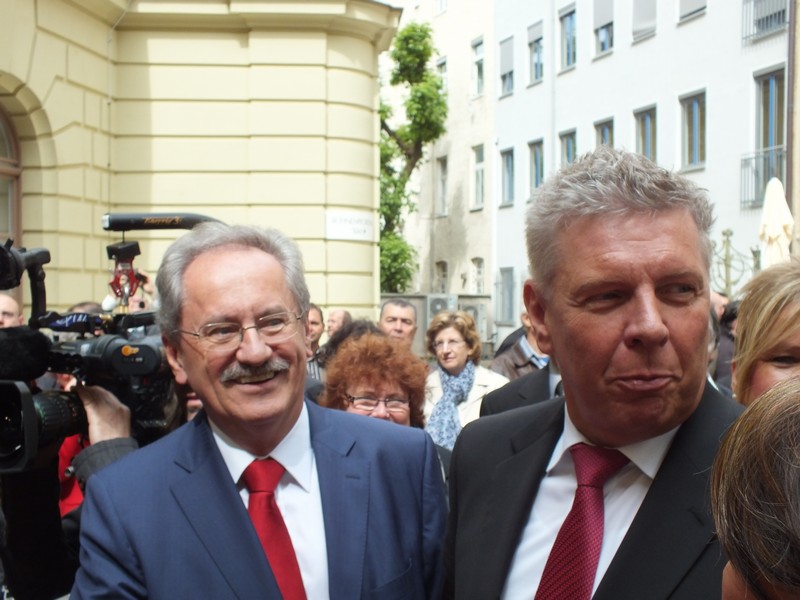 Christian Ude verabschiedet sich von seinen Gästen und Freunden www.muenchenfenster.de