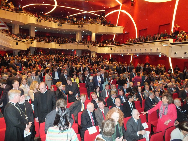 Oberbürgermester Ude verabschiedet sich im Deutschen Theater. www.muenchenfenster.de