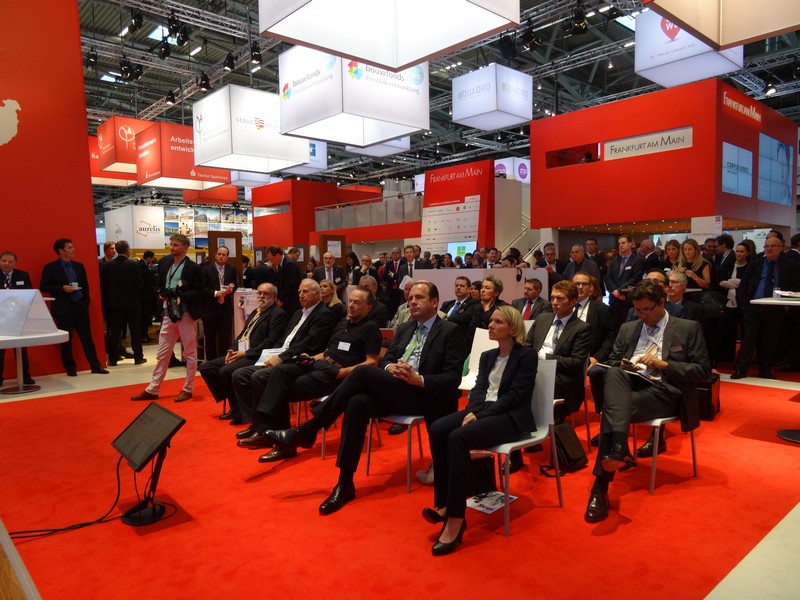 Die EXPO REAL 2014 www.muenchenfenster.d