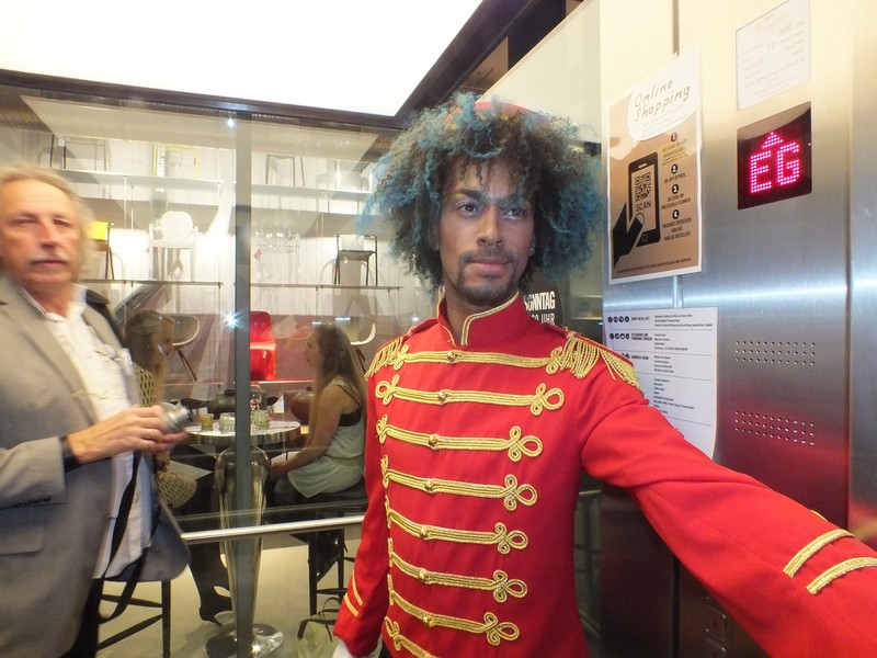 Grand Opening des KARE Flagship-Stores www.muenchenfnster.de