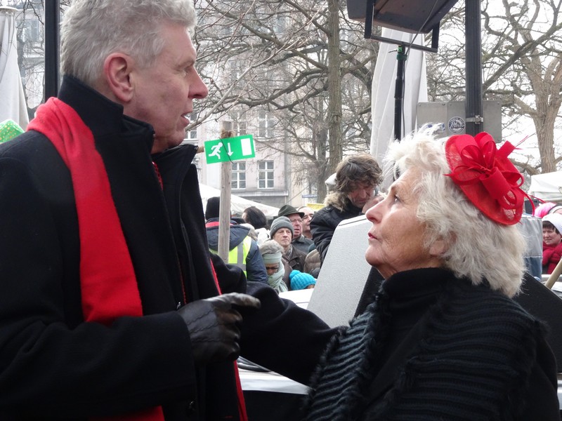 Winkend, wirbelnd und ein bisschen frivol,der Münchner Fasching 2015 www.munichpeople.com