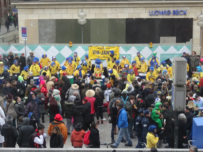 Münchner Strassenfasching 2015 www.lifestylemode.de