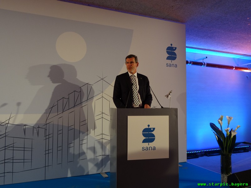 Klinik-Richtfest mit Staatsministerin Melanie Huml www.munichpeople.com