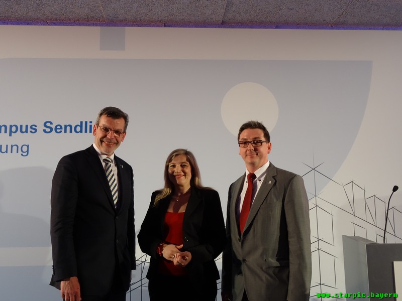 Links Dr. Michael Philppi Vorstandsvorsitzender Sana Klinken AG,Staatsministerin Melanie Huml,Elamar Simon Geschäftsführer Sanakliiken Solln/Sendling www.munichpeople.com