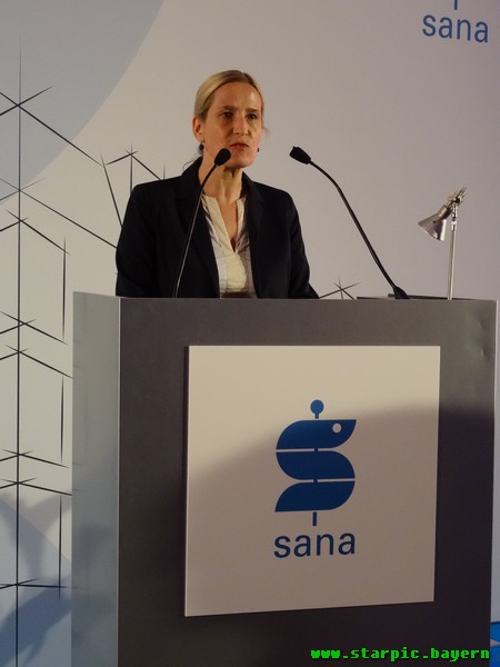 Klinik-Richtfest mit Staatsministerin Melanie Huml www.muenchenfenster.de