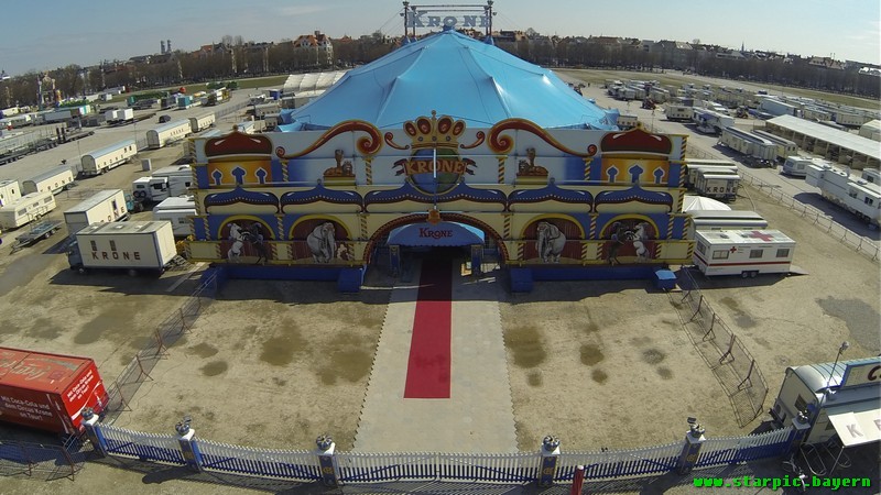 Premiere "EVULUTION" der Circus Krone auf der Theresienwiese in München Bild: starpic.bayern www.münchen.de