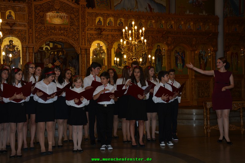 Griechischer Kinderchors „Melodia“ unter der Leitung von Maria Criniti www.muenchenfenster.de