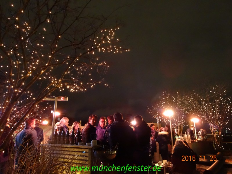 Auf der Dachterasse des "Hotel Bayerischer Hof" hoch über den Dächern Münchens,die Eröffnung der POLAR BAR www.munichpeople.com