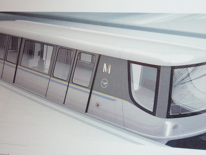 Junfernfahrt mit der führerlosen U-Bahn im Münchner Flughafen www.münchnerfenster.de