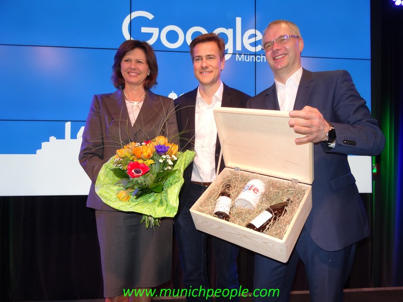 Wirtschaftsministerin Ilse Aigner,Dr. Wieland Holfelder, Google-Zentraleuropa-Chef Philipp Justus, Leiter des Münchner Entwicklungszentrums von Google www.munichpeople.com