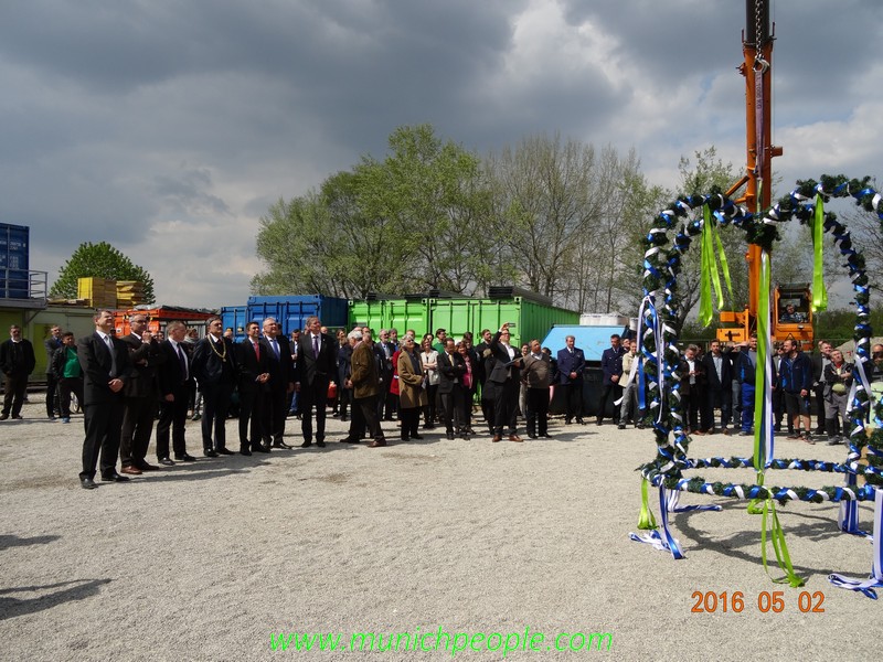 Richtfest an dem Neubau des Forschungsbau für Kernresonanz-Spektoskopie in Garching www.munichpeople.com