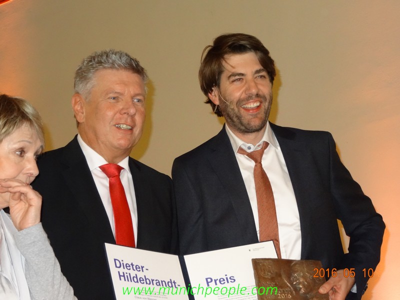 Claus von Wagner erhält den ersten Dieter Hildebrandtpreis www.munichpeople.de