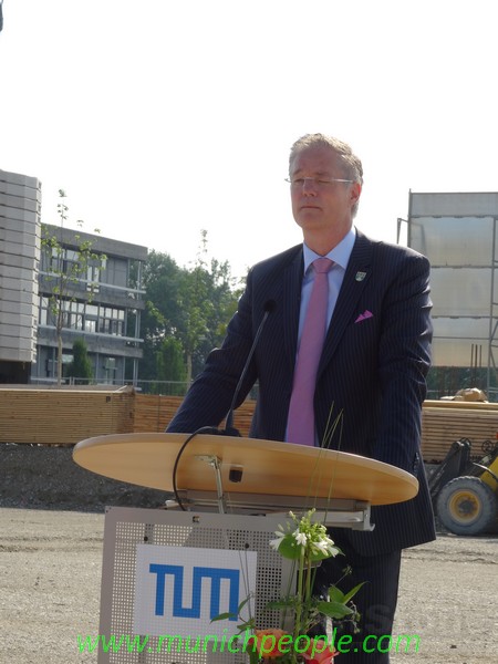 Grundsteinlegunung der neuen Mensa der TUM in Garching www.muenchenfnester.de