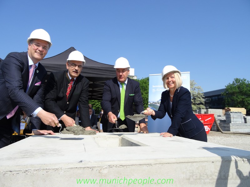Grundsteinlegunung der neuen Mensa der TUM in Garching www.munichpeople.com