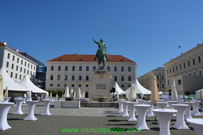 Einweihung der neuen Siemens Hauptzentrale in München www.munichcar.de