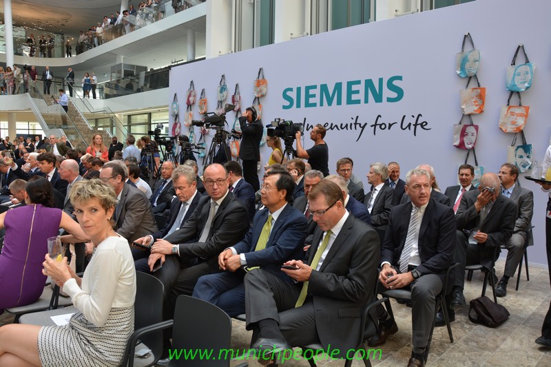 Einweihung der neuen Siemens Hauptzentrale in München www.feinegesellschaft.de